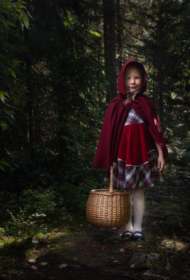 Little Red Ridinghood